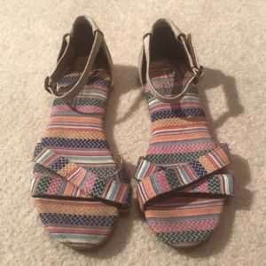 Toms sandals